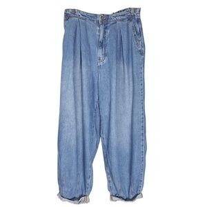 Pilcro Balloon Barrel Jeans Womens  28 Blue Pleated High Rise Tapered Cuffed